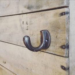 Hook / hook small old brass